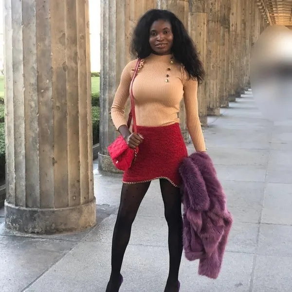 Africansexymassagetherapist escort Berlin