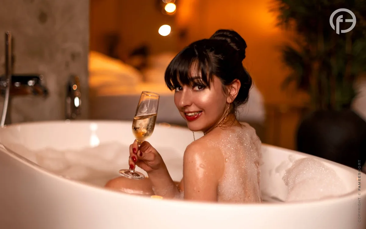 Carla Bei Fame Escort escort Berlin