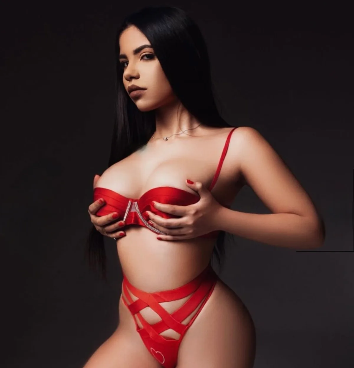 Lizzye escort Berlin