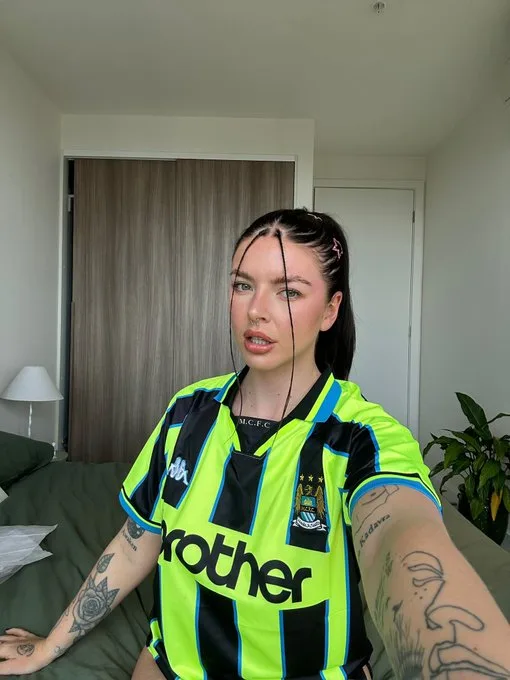 Beth escort Berlin